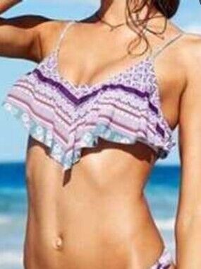 VICTORIA'S SECRET SKIRTED BIKINI TOP XS
